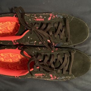Puma sneakers